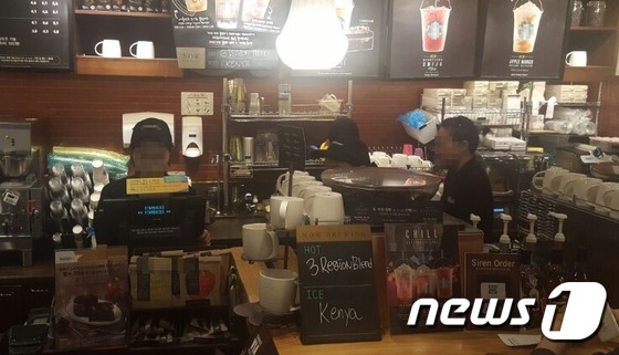 휴일이요? 휴 일해야죠!…한숨 쉬는 노동자들