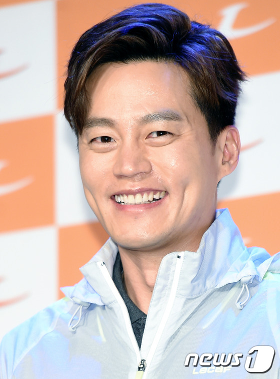 이서진, 백만불짜리 미소