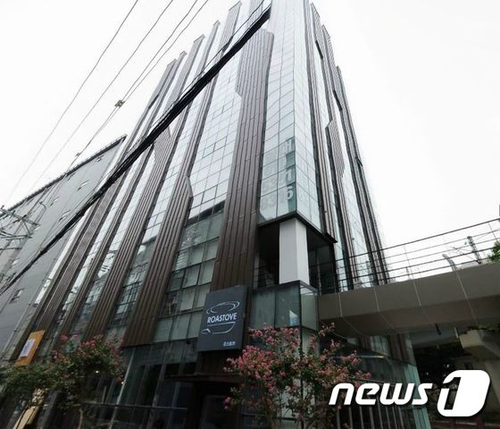 강남 떠나 성수동으로 터 옮기는 연예기획사들