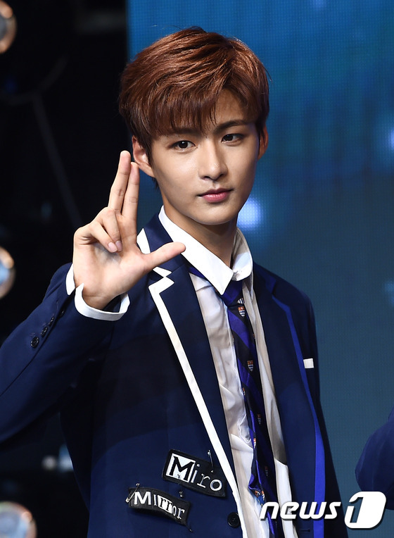 로미오 현경, 잘생김이 잔뜩 묻었네~