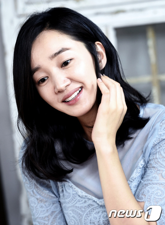 수애 세상엔 남자·여자·여배우 있다? 공감 못해(인터뷰)