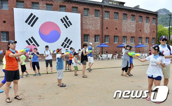 물총싸움 빵야빵야