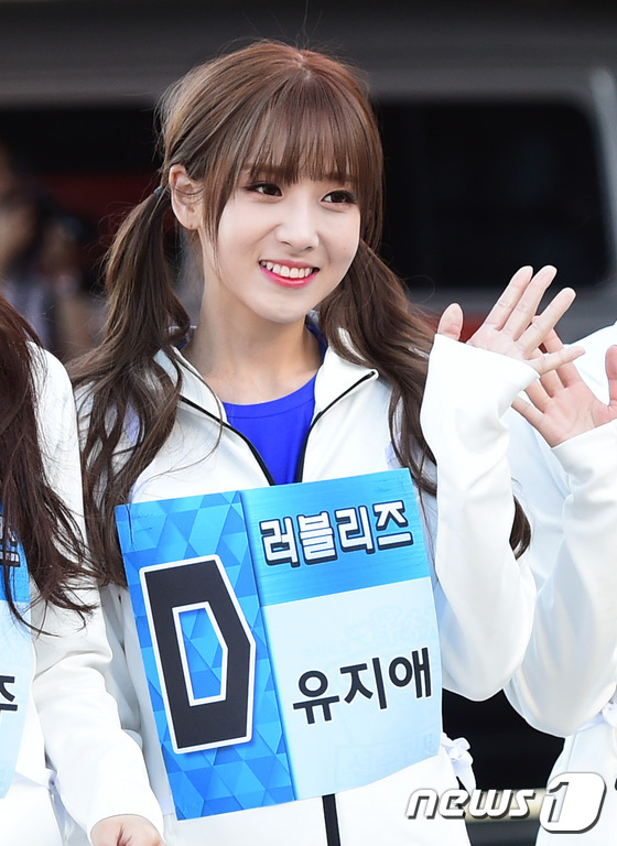 러블리즈 유지애, 양갈래 머리로 사랑스럽게~