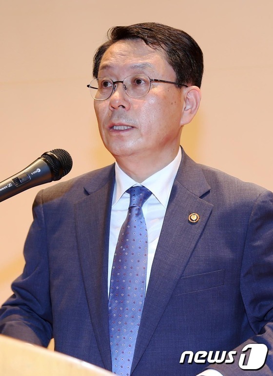 [동정] 관세청장, 한진해운 관련 물류지원 점검