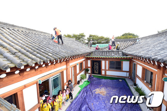 안전한 지붕 만들어 주세요