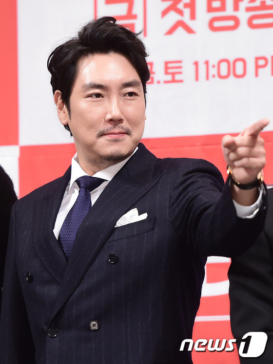 [TV로그인②]시그널 이재한은 잊어라…조진웅의 화끈한 변신