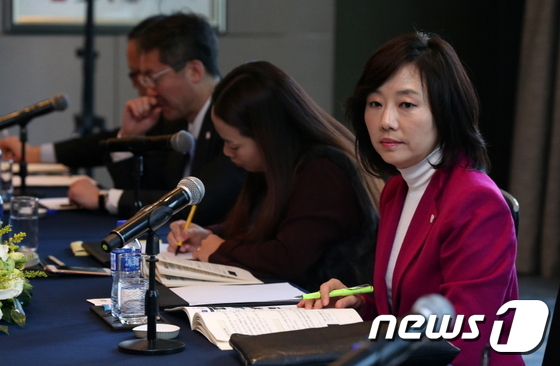 조윤선 장관 저가관광 근절 등 한중 관광협력 강화