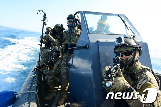 해군특수전전단?해난구조대, 2주간 동계 혹한기 훈련 