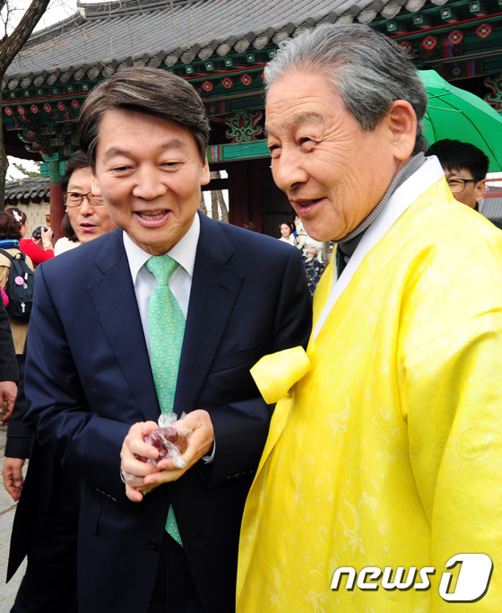 이석 황실문화재단 이사장 만난 안철수