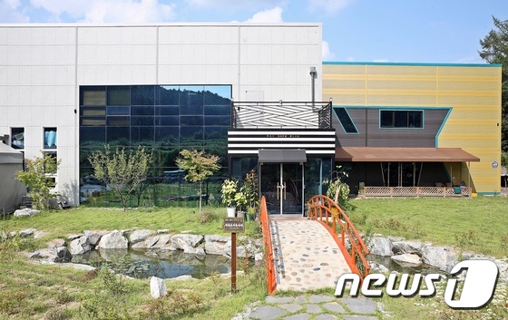[우리고장 강소기업-끝] 노점상서 연매출 70억 기업…한백식품(주)