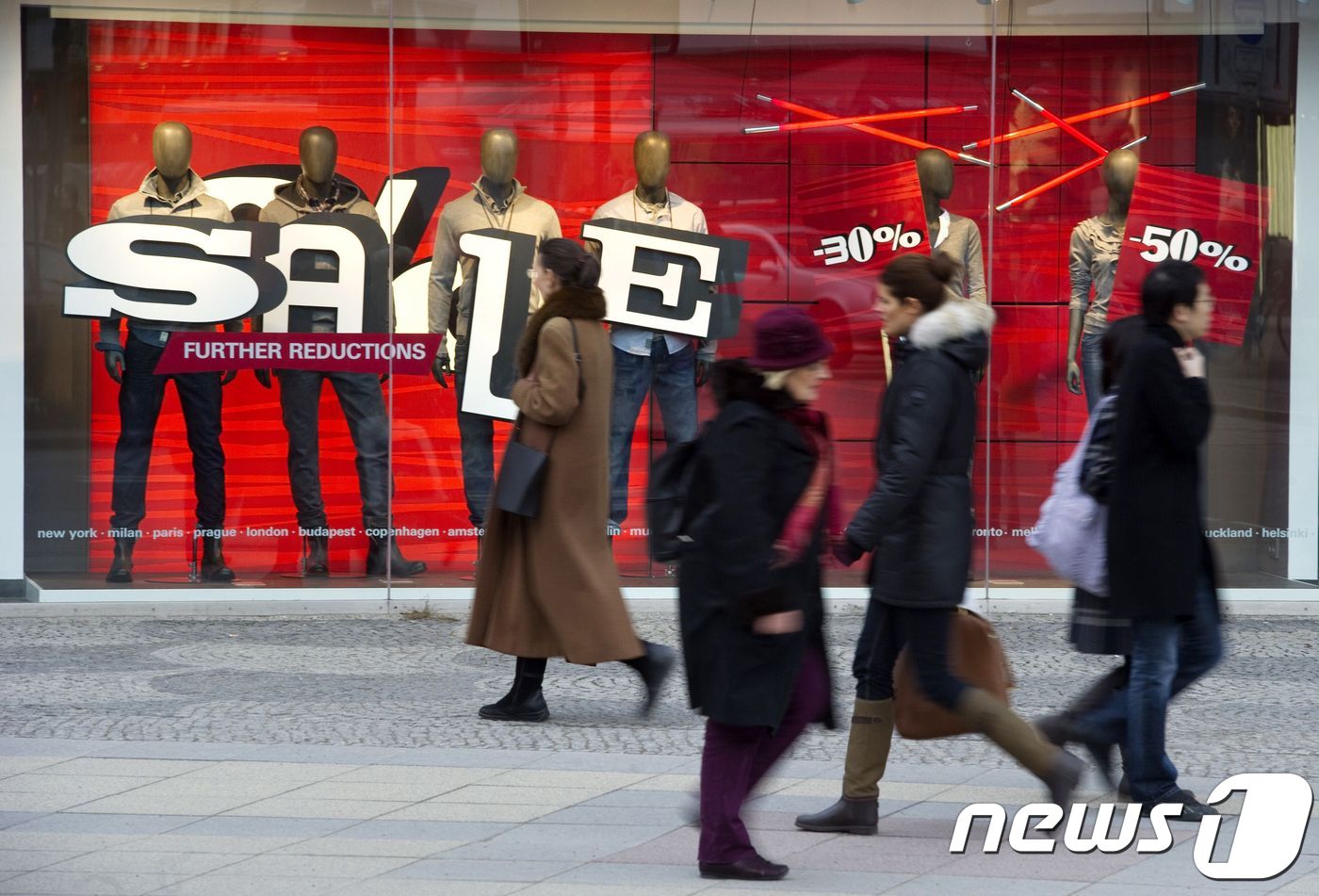 유로존 2월 소매판매 예상 상회…의류판매 대폭 증가