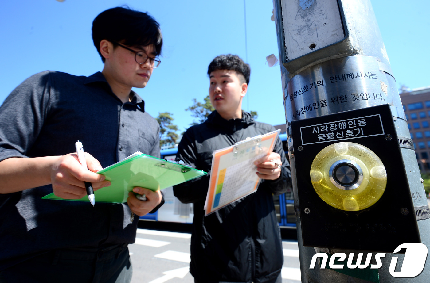 서울 전역 시각장애인 음향신호기 싹 손본다