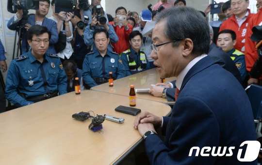 홍준표 "폴리스라인 넘는 시위대 가차 없이 응징" | 인스티즈