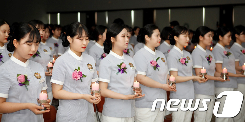 강릉영동대 나이팅게일 선서식