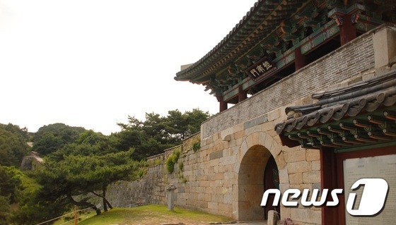 상당산성· 농다리 등 충북 비경 20곳 유럽에 소개된다
