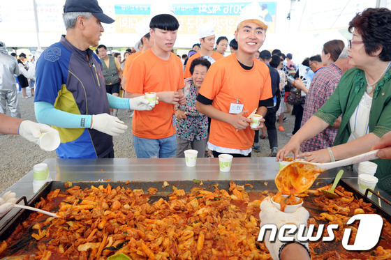 춘천 대표 먹거리 막국수닭갈비 축제 29일 개막