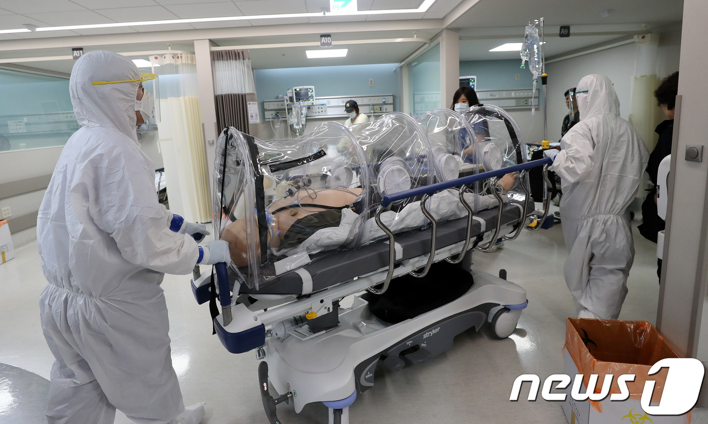 이것이 특수 음압 이송침대