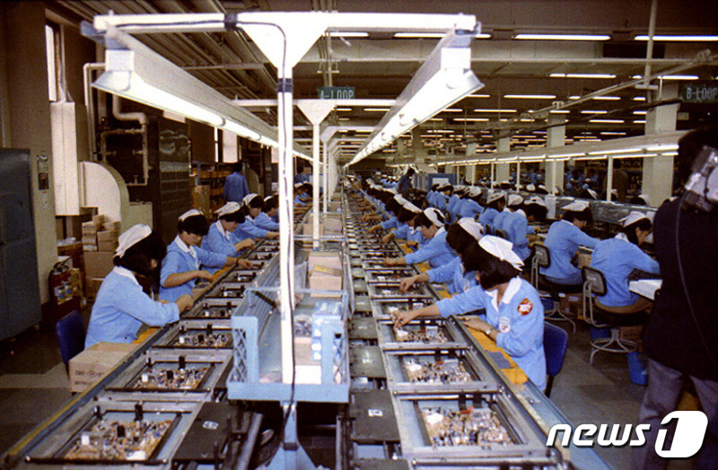 1986년 구미수출공단 한국전자공장