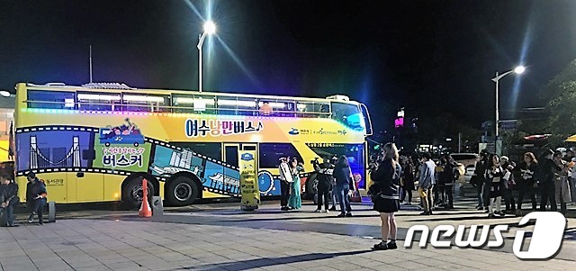 여수 낭만버스, 평균 탑승률 98%…관광객 인기 몰이