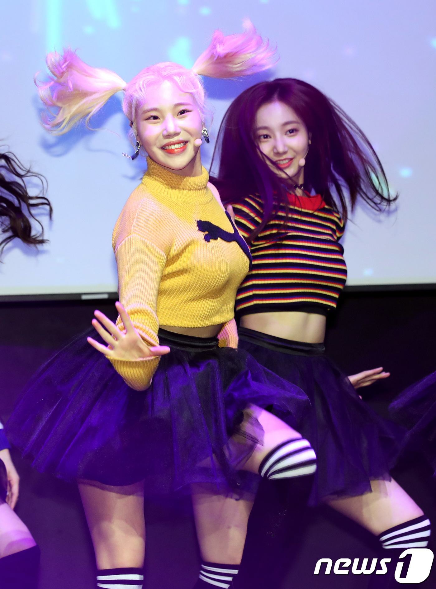 주이-연우, (강)호동춤 뿜뿜~