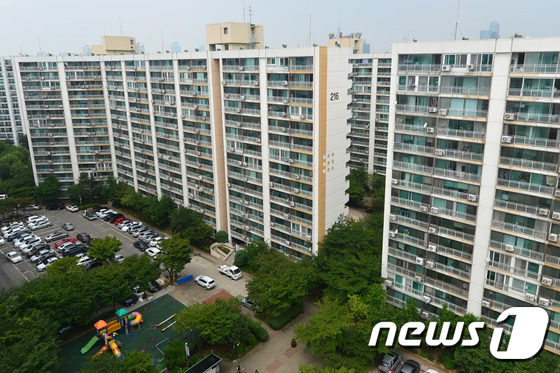 국내 최대 아파트 리모델링 개포동 대치2단지, 재건축 급부상에 내홍