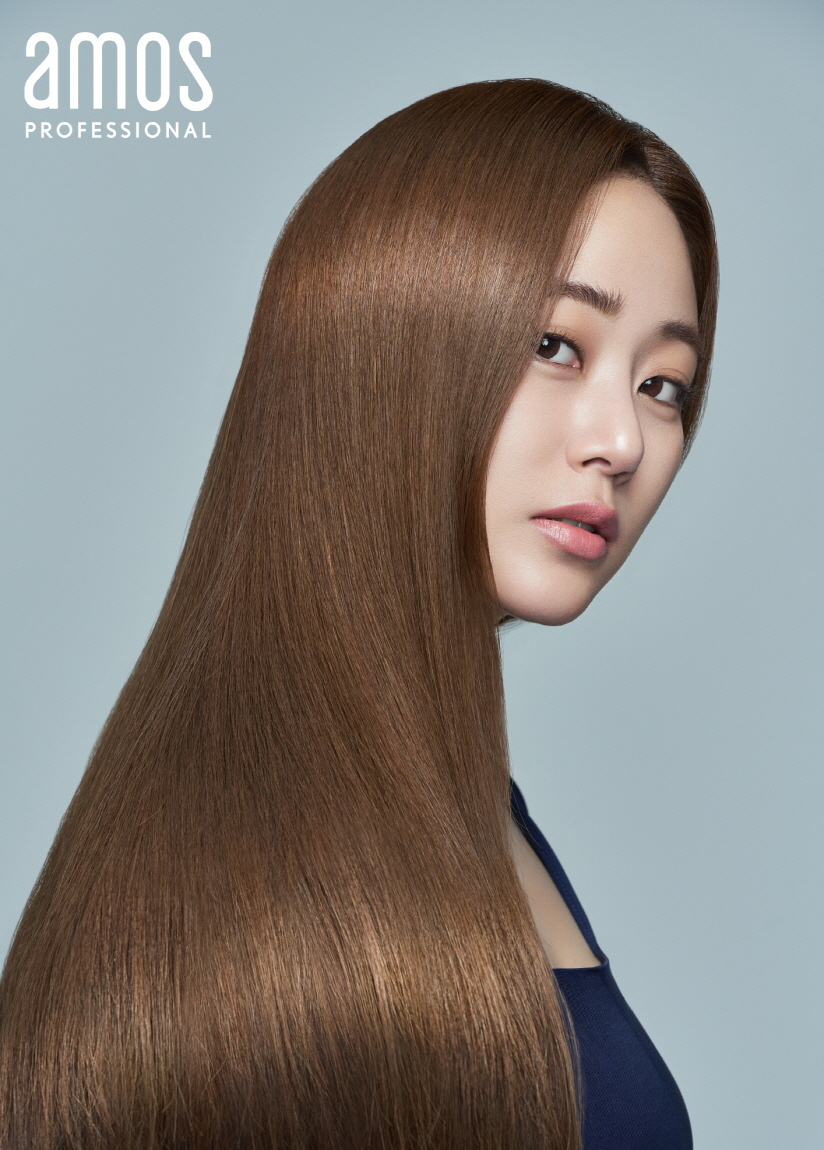 김효진, 화장품 이어 헤어제품 모델 발탁 ‘뷰티 여신’