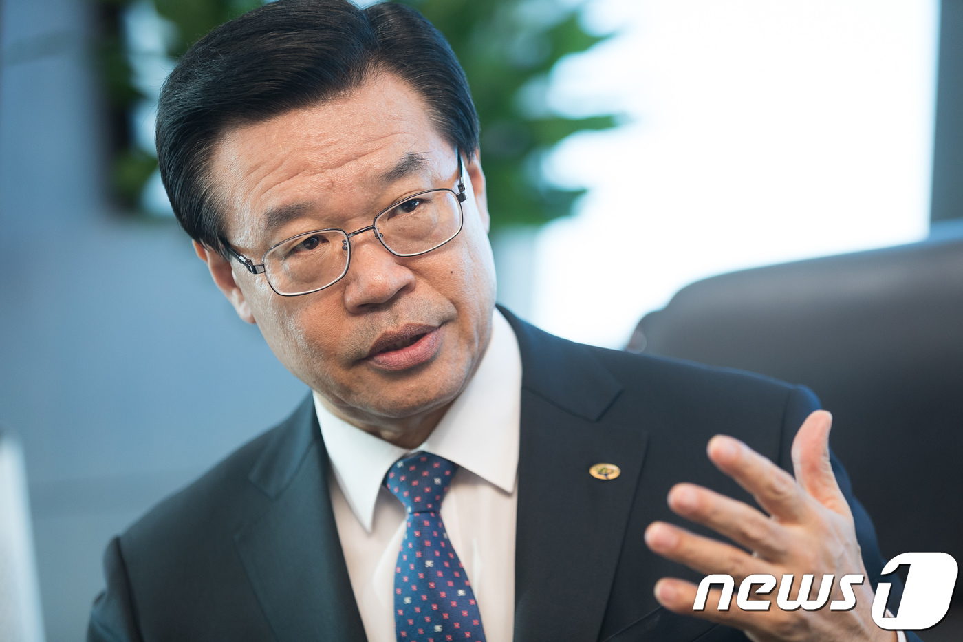 센트럴파크에 외국군 호텔 있나…용산공원 잔류 반대