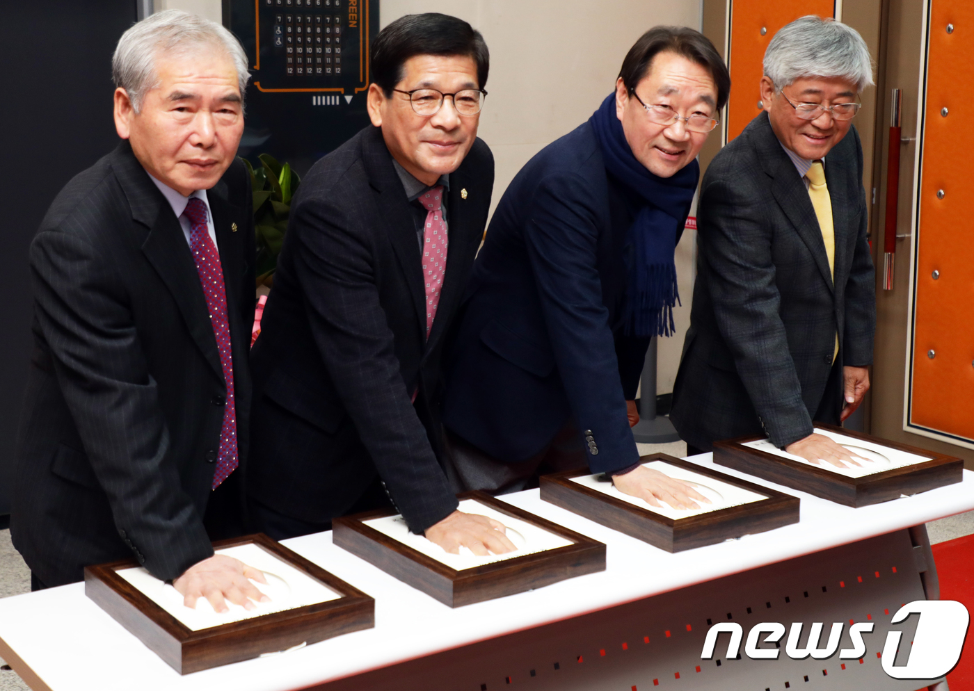 횡성시네마 개관 축하합니다