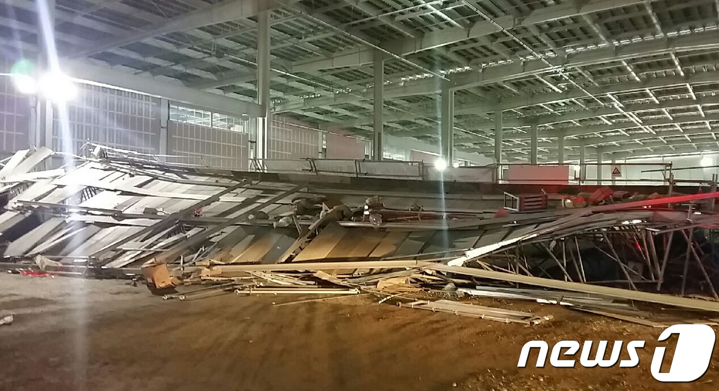 평택 삼성전자 물류센터 공사장 추락사고…5명 사상