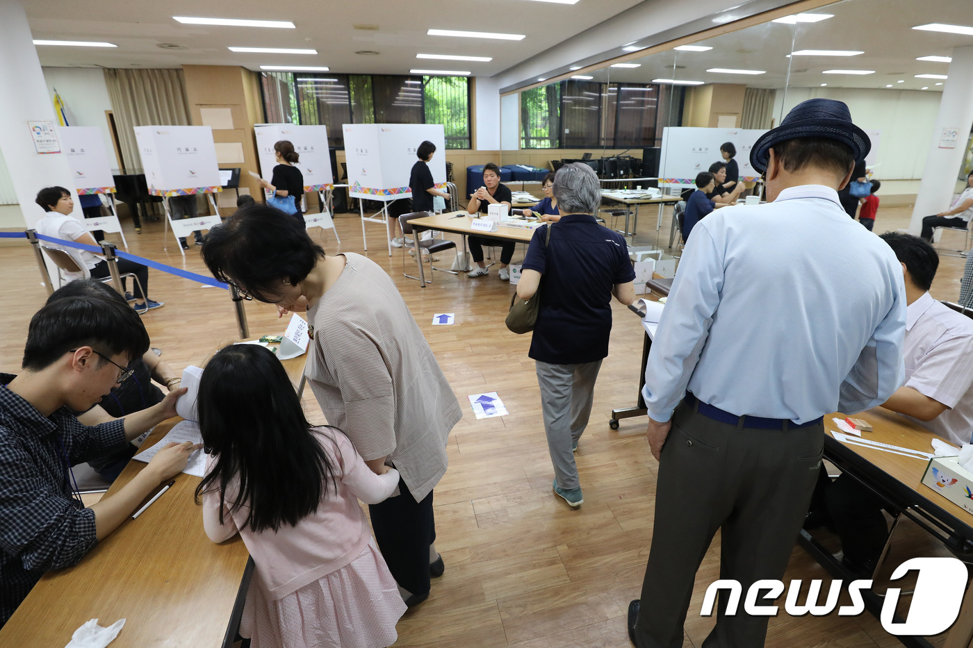 '투표 열기 후끈'