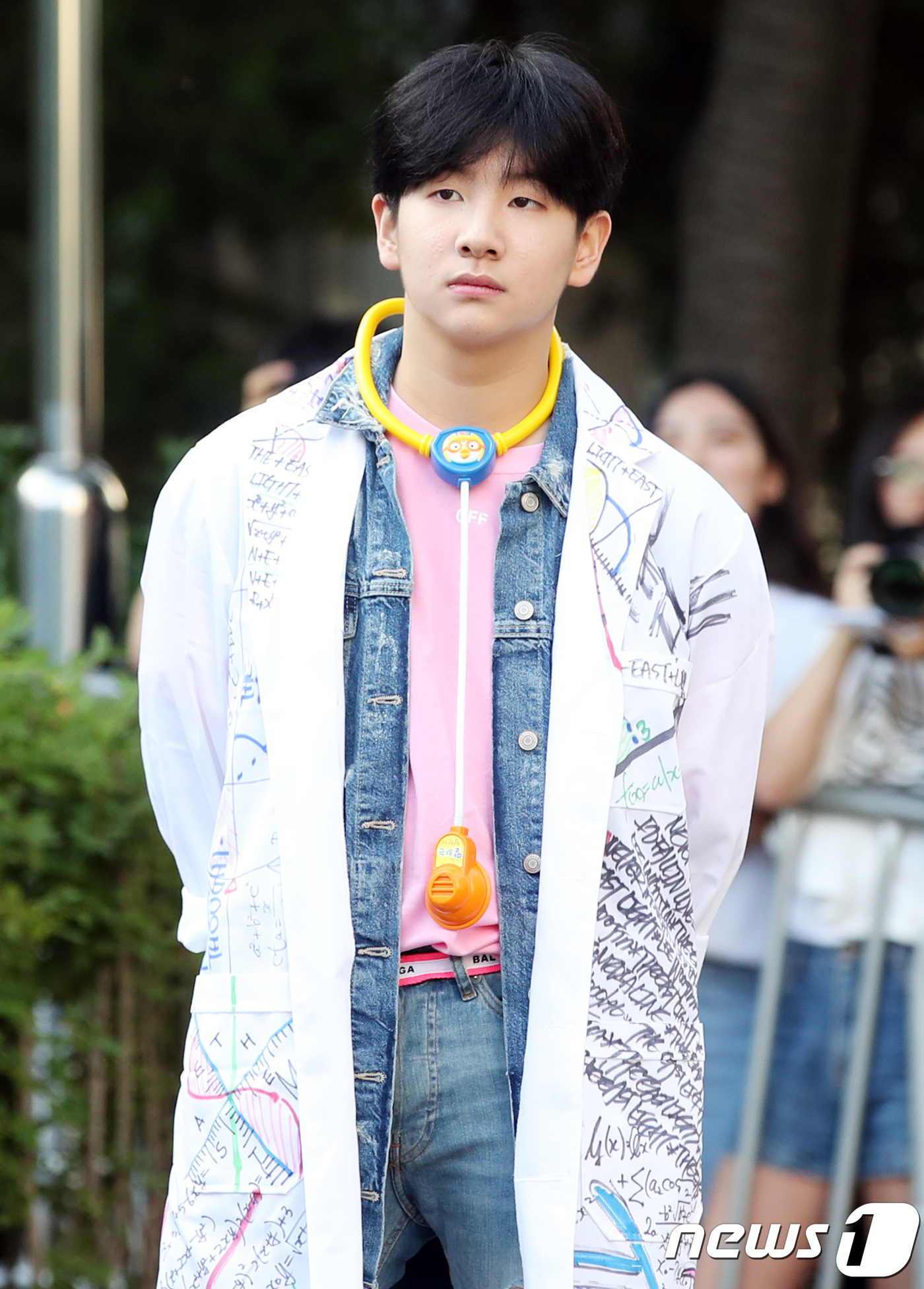 더 이스트라이트 이우진, 뽀로로 청진기 하고 진지모드