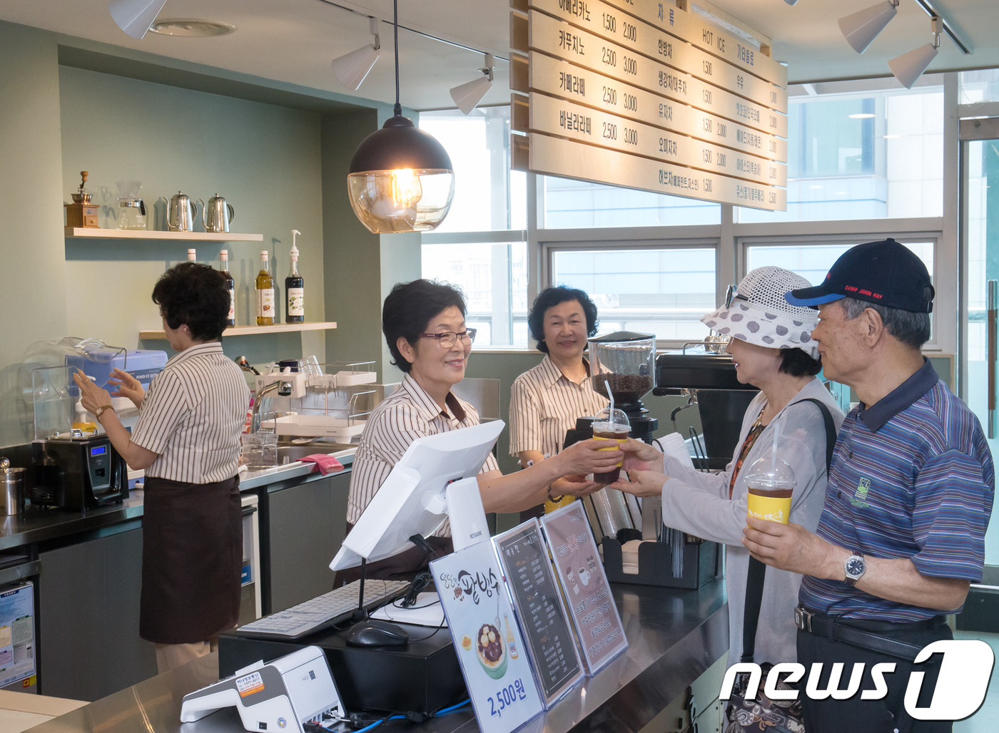 삼성전자, 사회적 약자 자립위한 카페 休:휴 후원