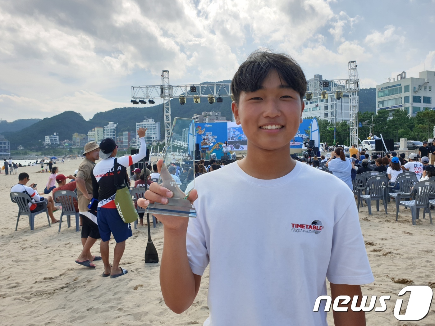 포항 포은중 이승현, 국제서핑대회 성인부 우승