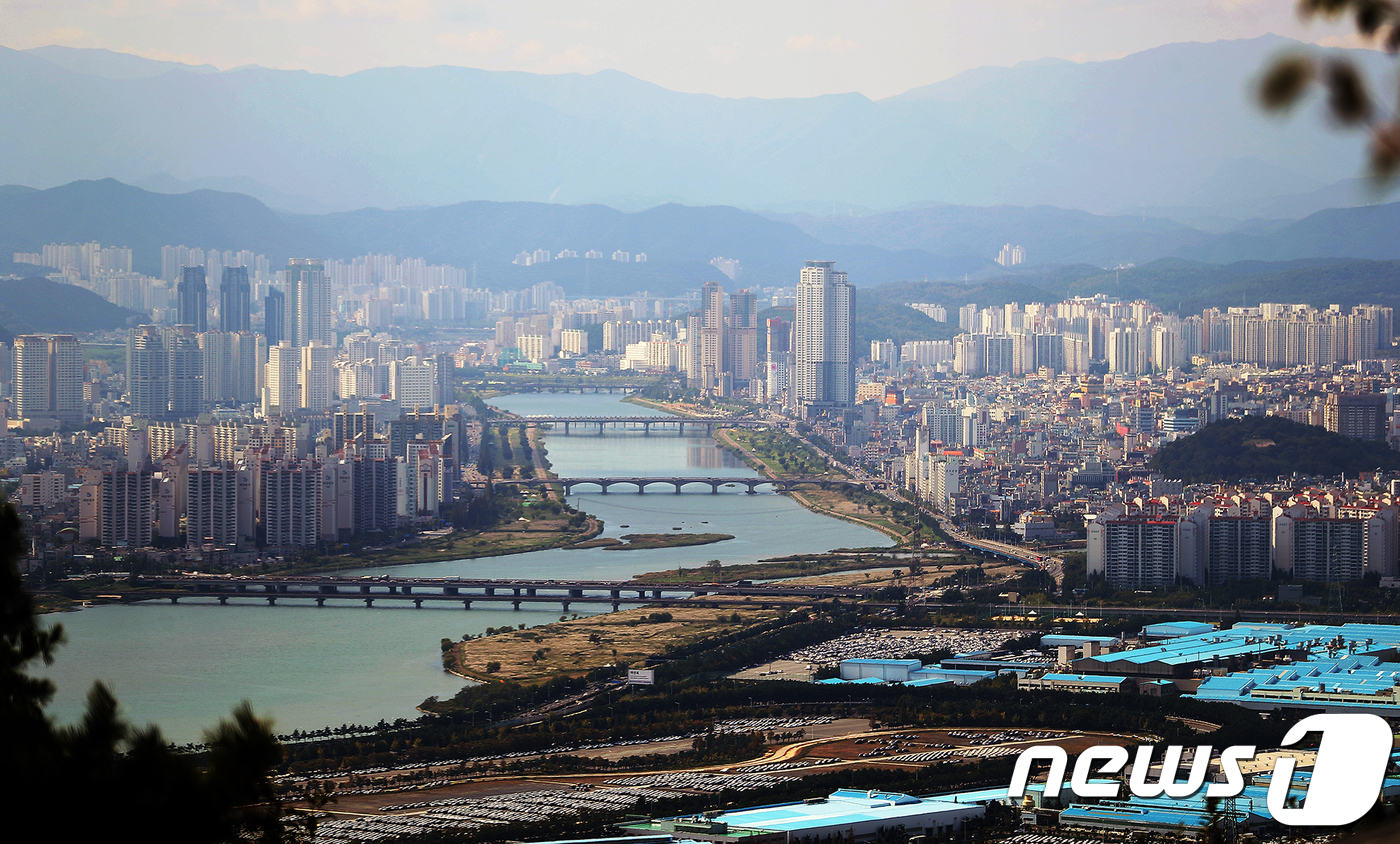 울산 취업자수 1만3000명 감소…실업률 2%↑