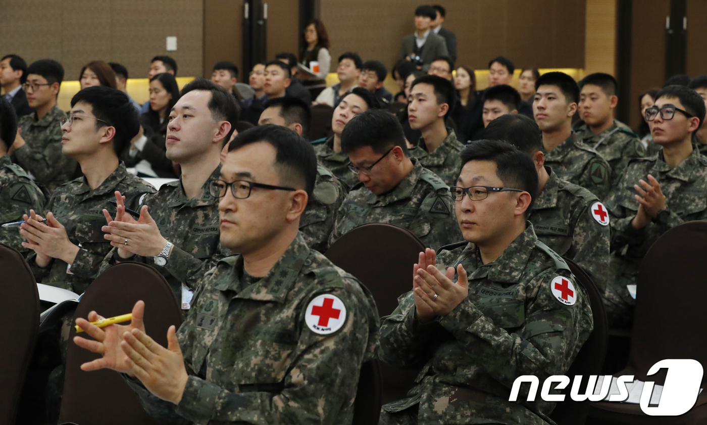 민-군 융합 의료체계 구축...군 의료시스템 개편 토론