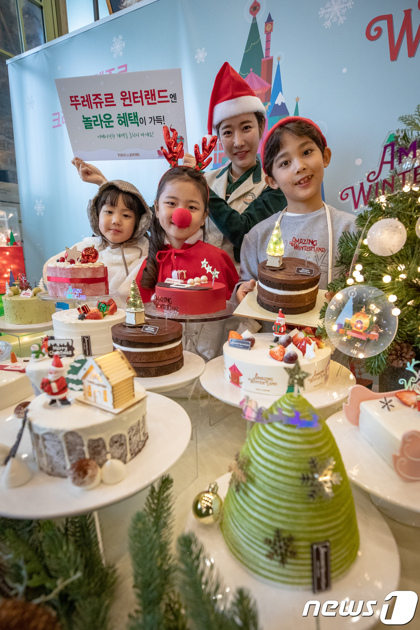 크리스마스 케이크 50여종 선보인 뚜레쥬르