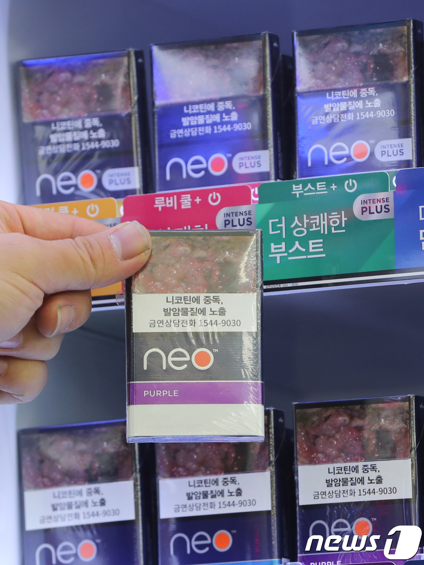 흡연 경고 더 세게… 전자담배에 암세포 사진 부착