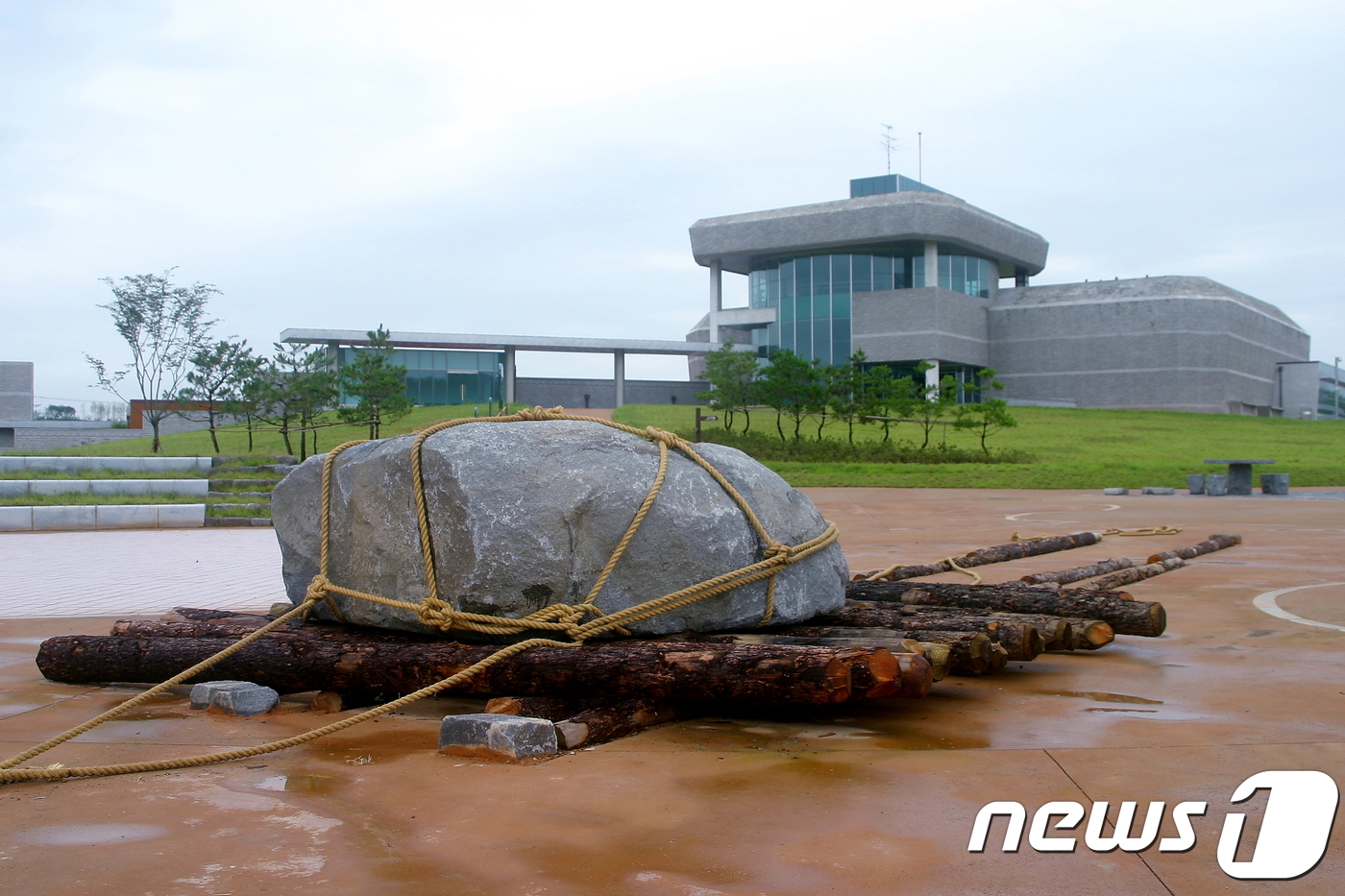고창고인돌박물관, 개관 10년만에 1종 박물관 등록  
