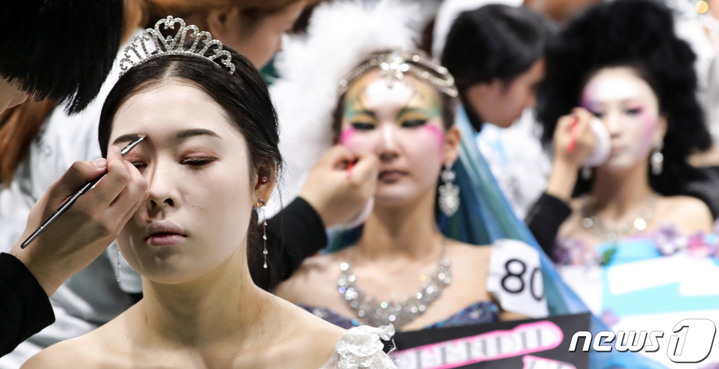 어떤 메이크업이 예쁠까요