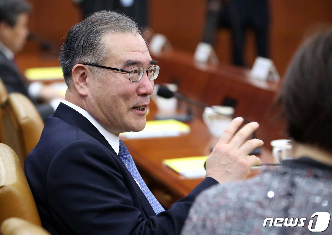 대화하는 이개호 농림축산식품부 장관