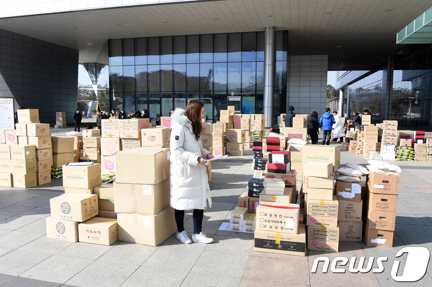 성남지역 식품업체들, 설 앞두고 7500만원 상당 먹거리 기부