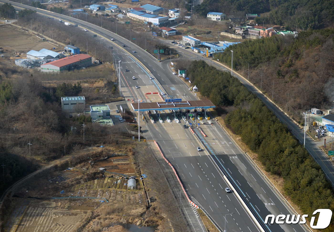 소통 원활한 서해안고속도로 군산IC