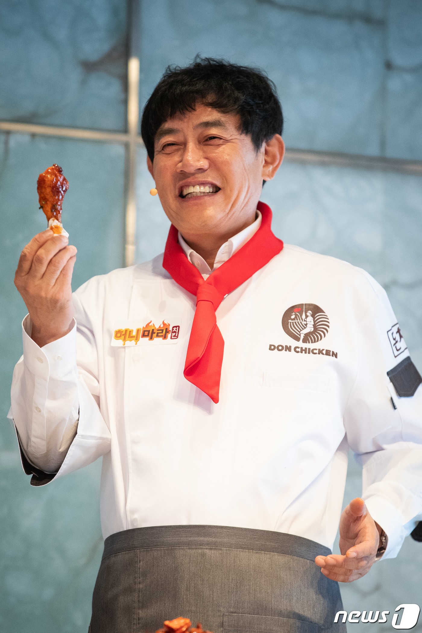 돈치킨 이경규가 개발한 허니마라치킨