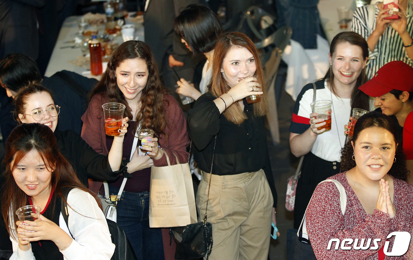 신촌 연세로에서 맥주 한잔