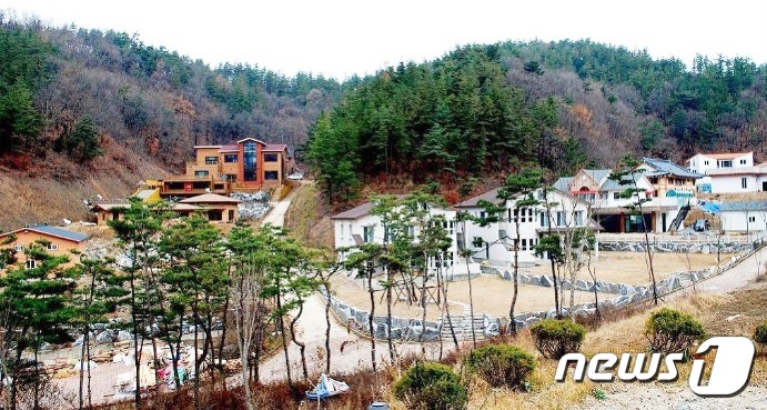 진천공예마을 국제교류전 15∼31일 문백면서