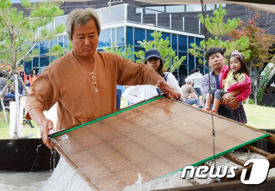 한지개발원, 원주한지장 강원도무형문화재 지정 축하연