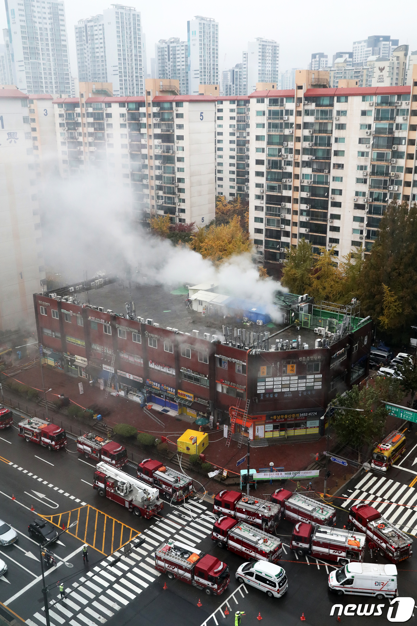 서초구 진흥상가에 화재발생