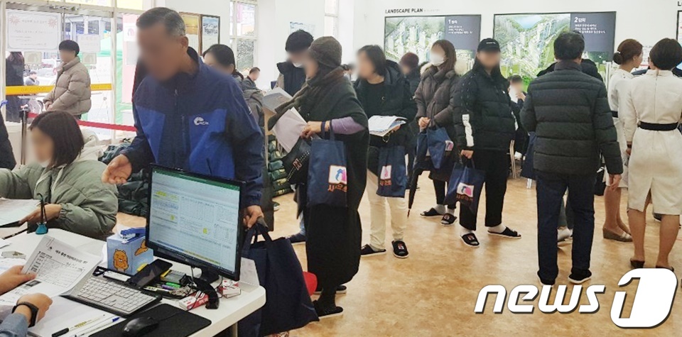 부영주택, 여수웅천 ‘마린파크 애시앙’ 계약 첫날 북적북적
