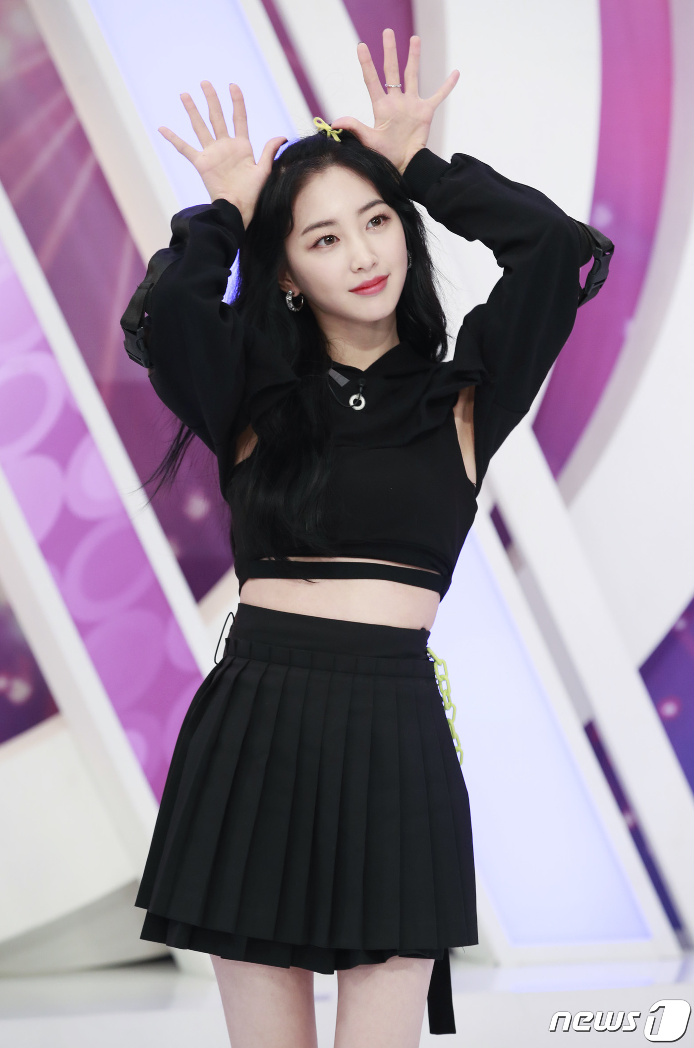 엘리스 유경, 토끼애교 뿜뿜