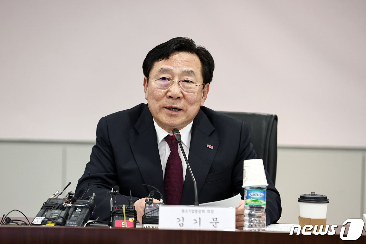 김기문 중기중앙회장 코로나19로 최저임금 걱정 차등적용 해야